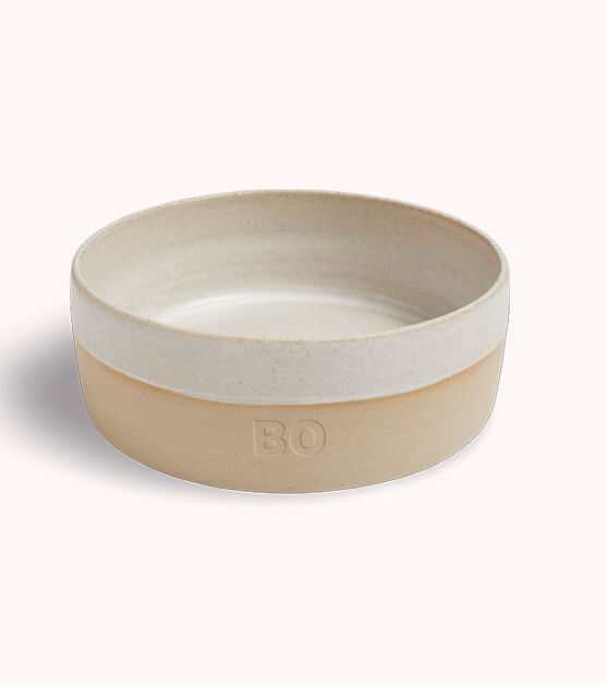 Handmade ceramic bowl for your furry friend with customizable name 